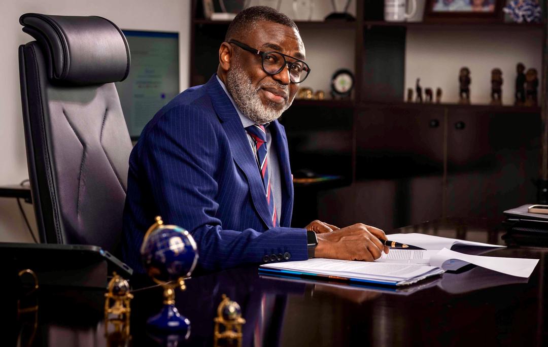 tunji idowu